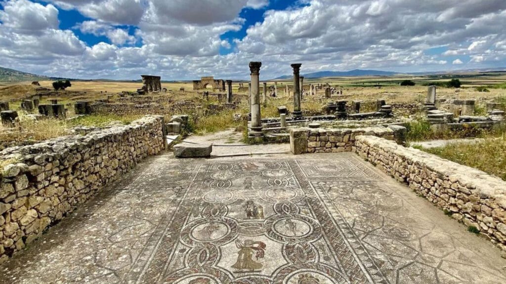 Moulay Idriss and Volubilis' day trip from Fes